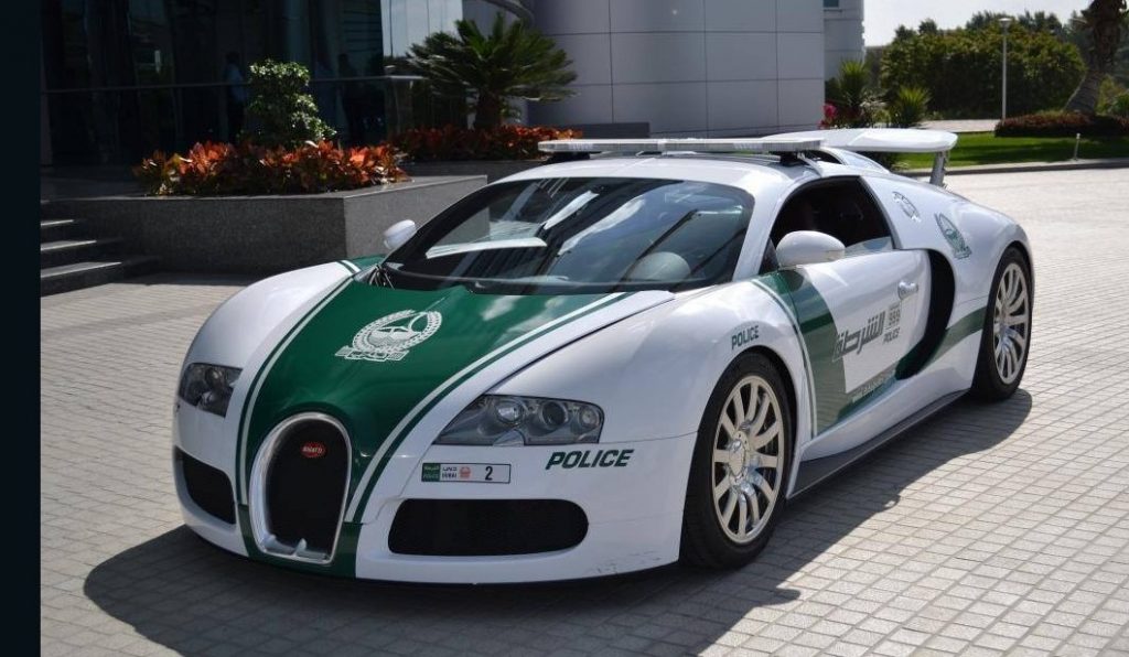 Dubai - Bugatti Veyron police car