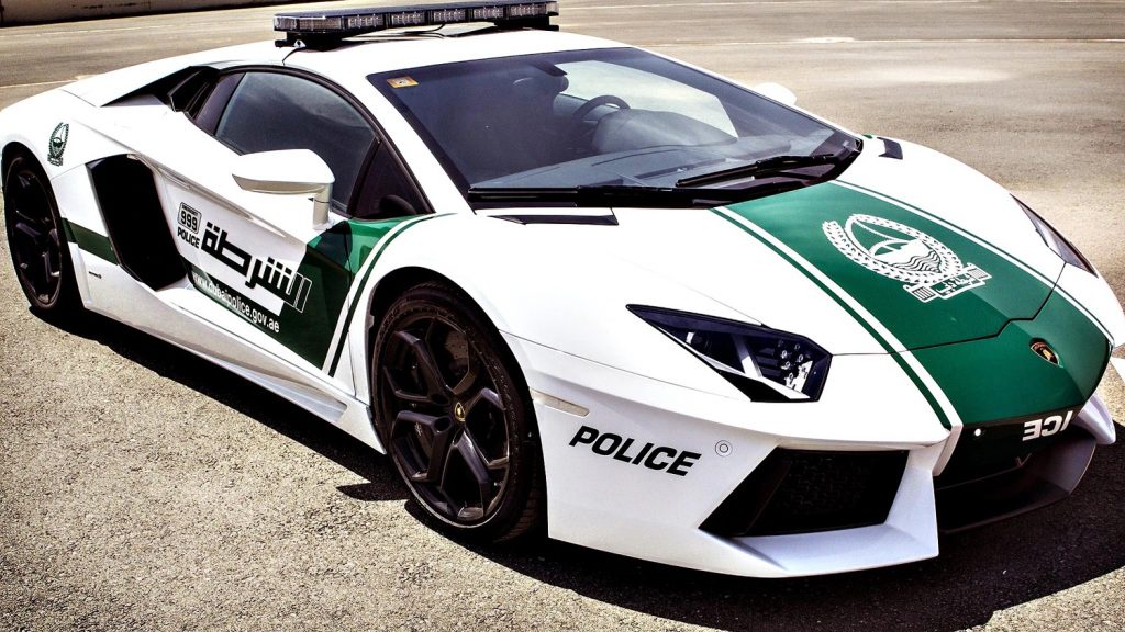 Dubai - Lamborghini Aventador police car